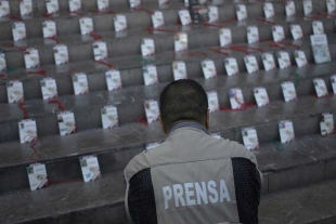 Se propone que el gobierno cubra también el traslado del cuerpo y se active un esquema de reparación post mortem