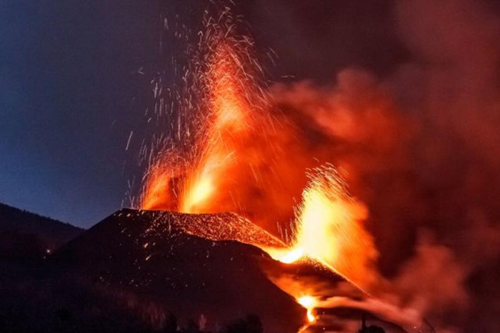 Volcán La Palma no da tregua