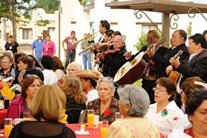 Esperan llenos totales en restaurantes por 10 de mayo