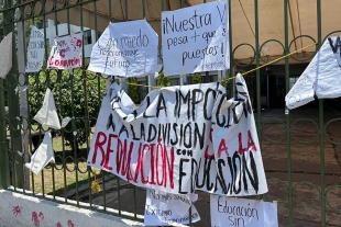El grupo planteó que la elección de la Rectoría debe reposicionarse hasta que existan condiciones para un voto libre, directo y secreto de toda la comunidad universitaria