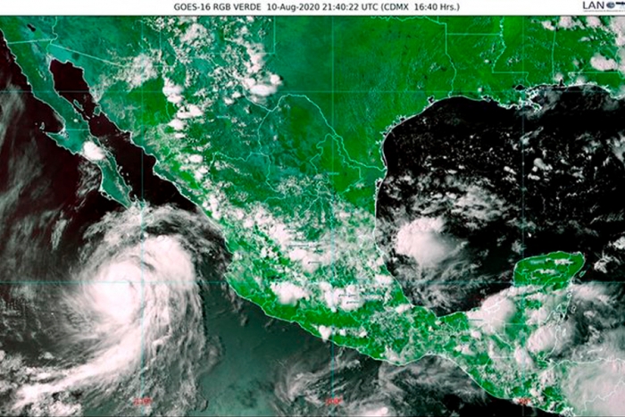 "Elida" se convierte en huracán en el Océano Pacífico