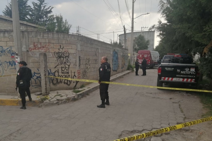 Ejecutan a dos y abandonan cuerpos en calles de Metepec